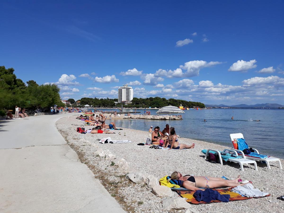 Smil'E Apartments Vodice Esterno foto